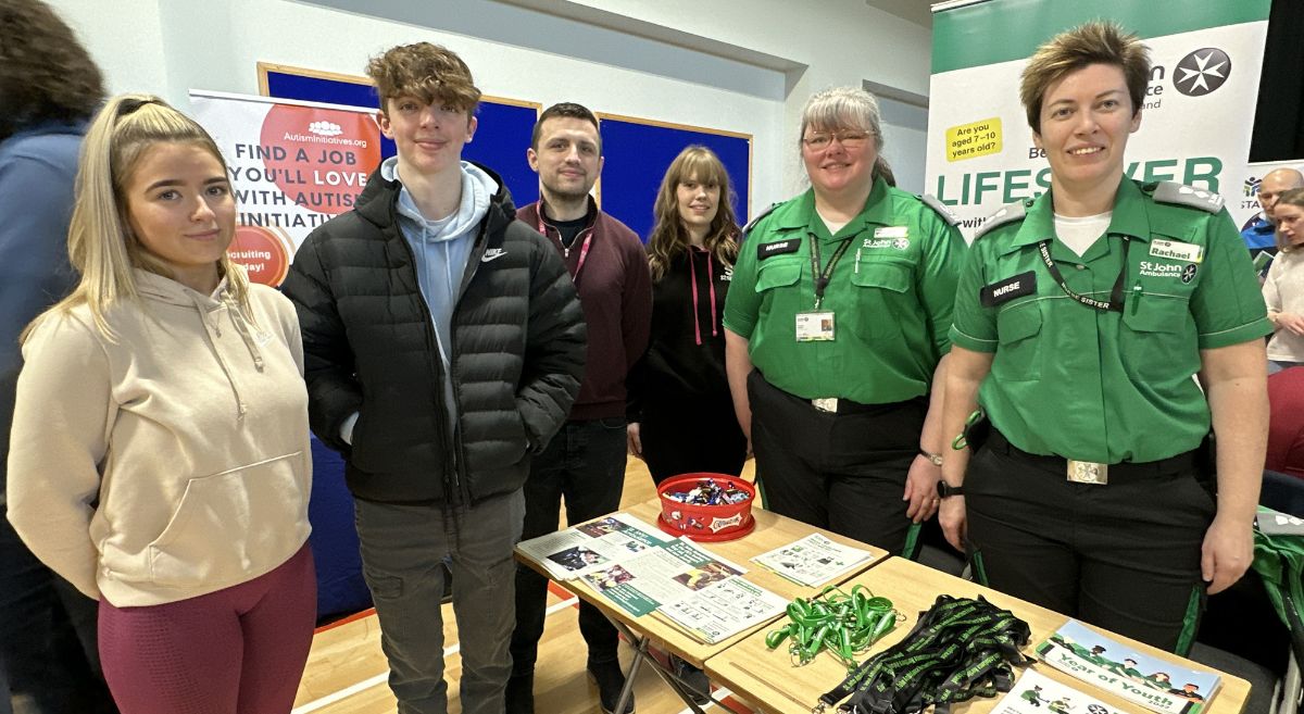 Students with SERC staff and St John Ambulance representatives